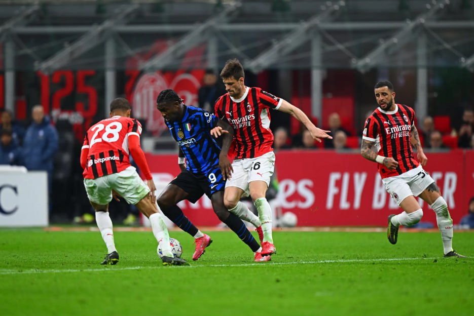 AC Milan vs Inter Milan (02:00 &#8211; 03/04) | Xem lại trận đấu
