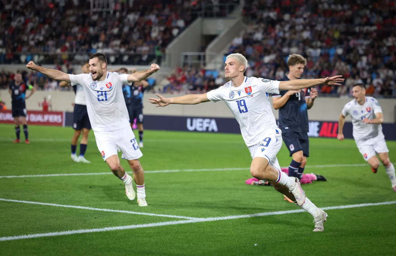 Luxembourg vs Slovakia (01:45 &#8211; 08/09) | Xem lại trận đấu