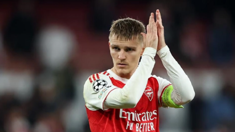 owen-hargreaves-ca-ngoi-odegaard-sau-man-trinh-dien-dinh-cao